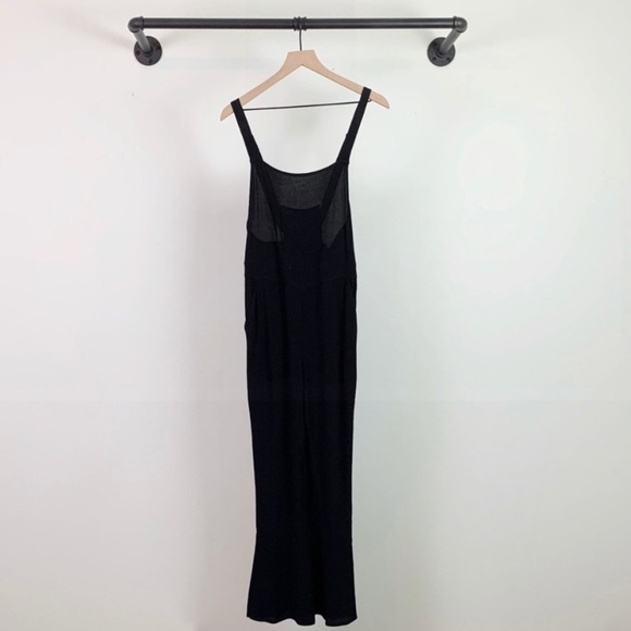 NWT Flynn Skye Jay Ruffle Hem Pocket Overalls Jumpsuit In Black Small - Picture 5 of 9